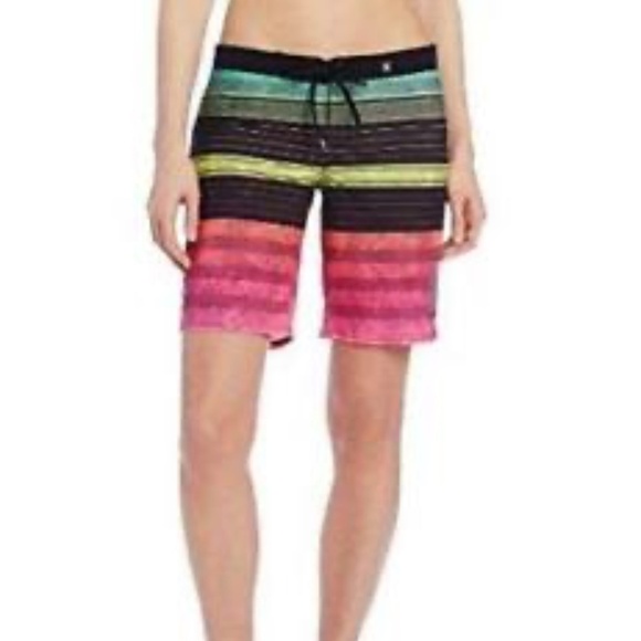 =Hurley Juniors Phantom Printed 9" Beachrider Boardshort Swim Trunk - Picture 1 of 9